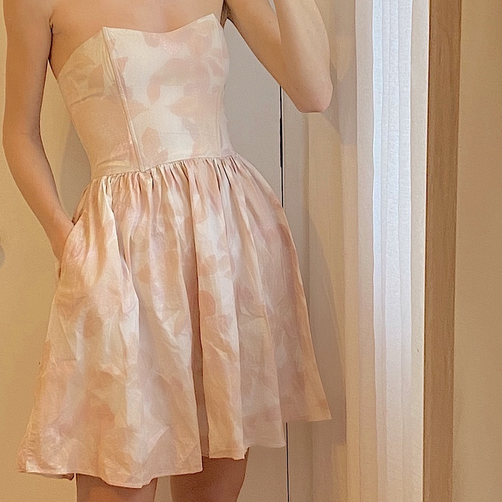 H&M Sweatheart Neckline Strapless Dress